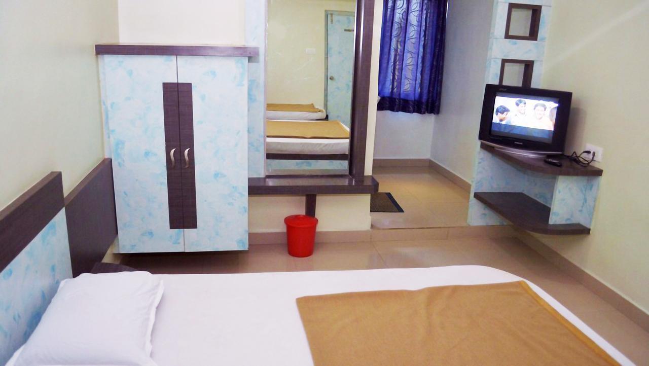 Hotel Ashoka Executive Shirdi Room photo